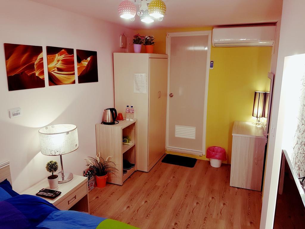 יוצ'י 蔓條絲裡slow Motion B&B מראה חיצוני תמונה